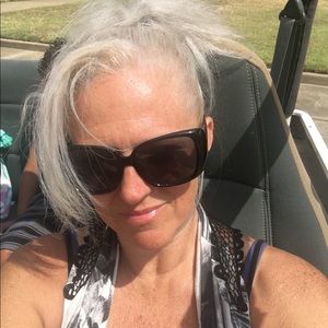 Meet your Posher, Marie